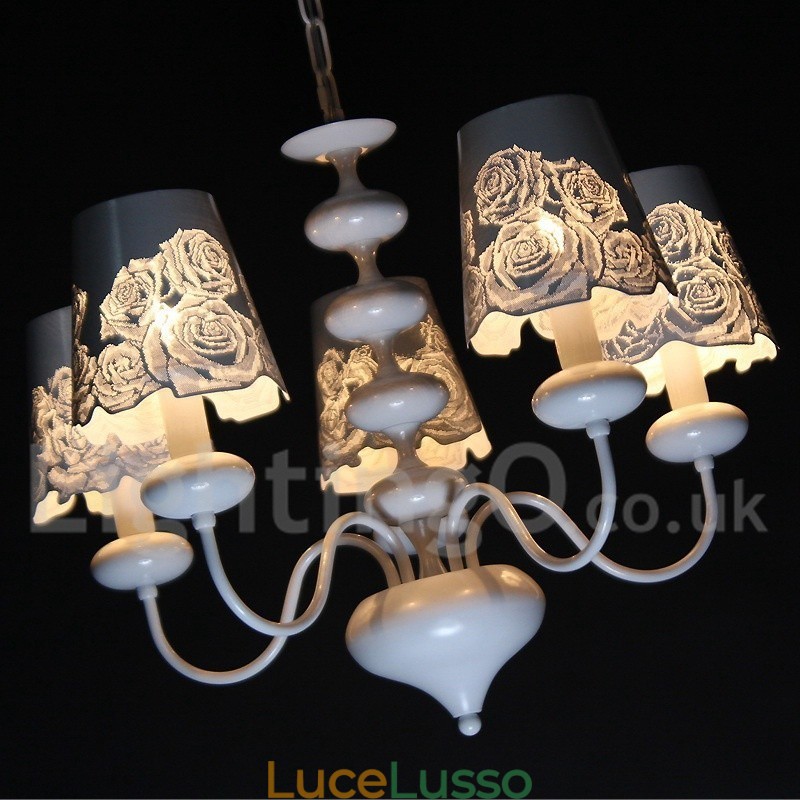 Lampadario a 5 luci moderno contemporaneo bianco cavo in stile candela