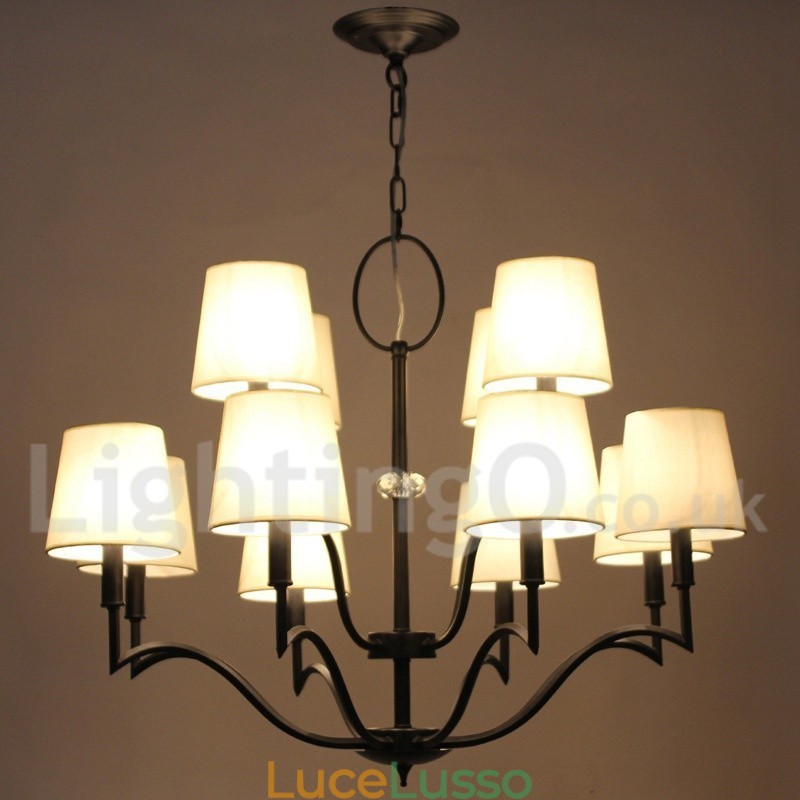Lampadario moderno contemporaneo a 12 luci in stile candela