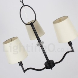 Lampadario a 3 luci in stile candela moderno e contemporaneo