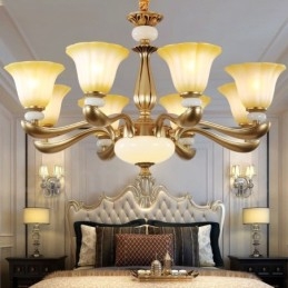 Lampadario in lega di zinco di lusso tradizionale retrò a 8 luci con paralume in vetro