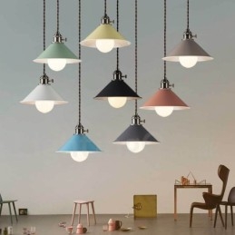Lampada a sospensione moderna contemporanea in acciaio con paralume in acciaio