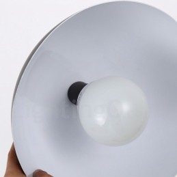 Lampada a sospensione moderna contemporanea in acciaio con paralume in lega di alluminio