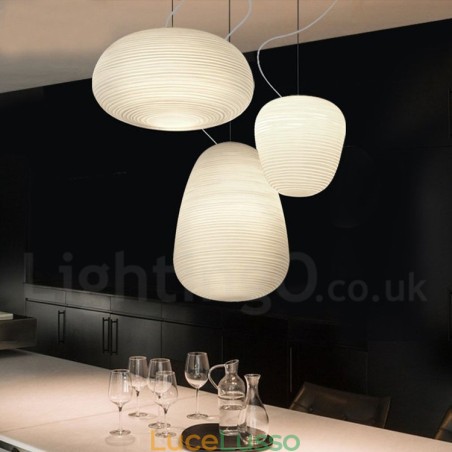 Lampada a sospensione moderna e contemporanea da soffitto con paralume in vetro Lampada a sospensione moderna e contemporanea da soffitto con paralume in vetro