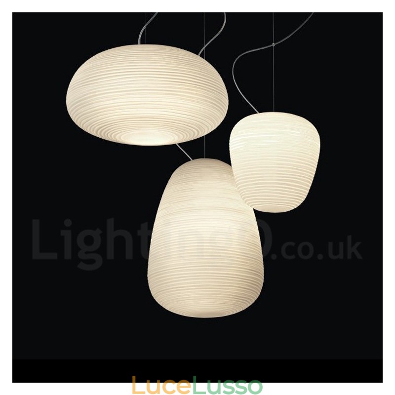 Lampada a sospensione moderna e contemporanea da soffitto con paralume in vetro
