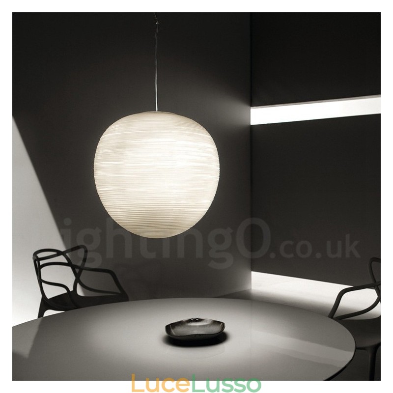 Lampada a sospensione moderna e contemporanea da soffitto con paralume in vetro