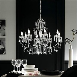 Lampadario tradizionale classico in metallo cromato di cristallo