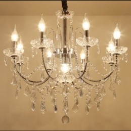 Elegante lampadario di cristallo con 9 luci