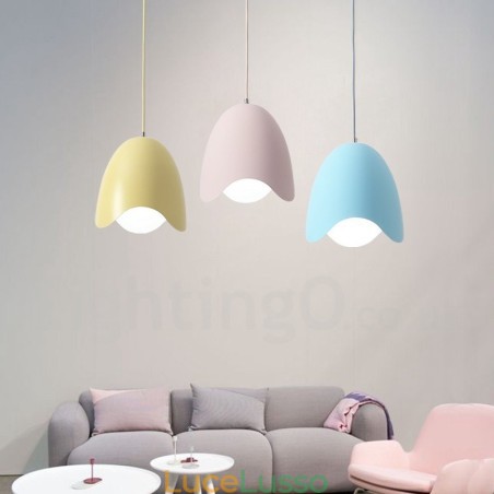 Lampada a sospensione moderna e contemporanea in acciaio Lampada a sospensione moderna e contemporanea in acciaio