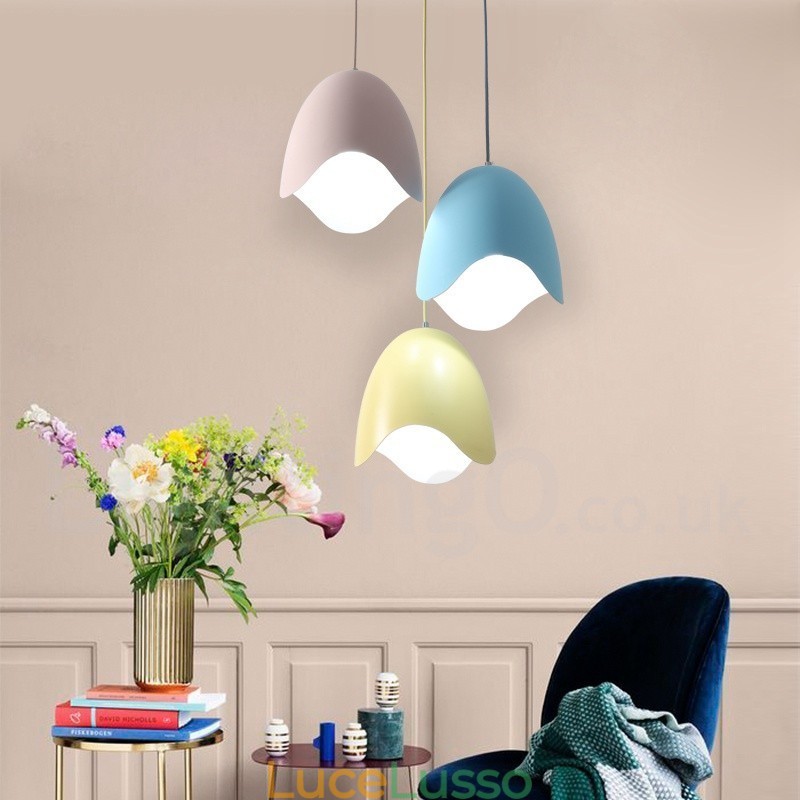 Lampada a sospensione moderna e contemporanea in acciaio