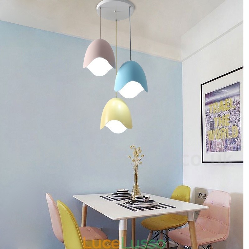 Lampada a sospensione moderna e contemporanea in acciaio