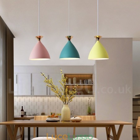 Lampada a sospensione moderna e contemporanea Lampada a sospensione moderna e contemporanea