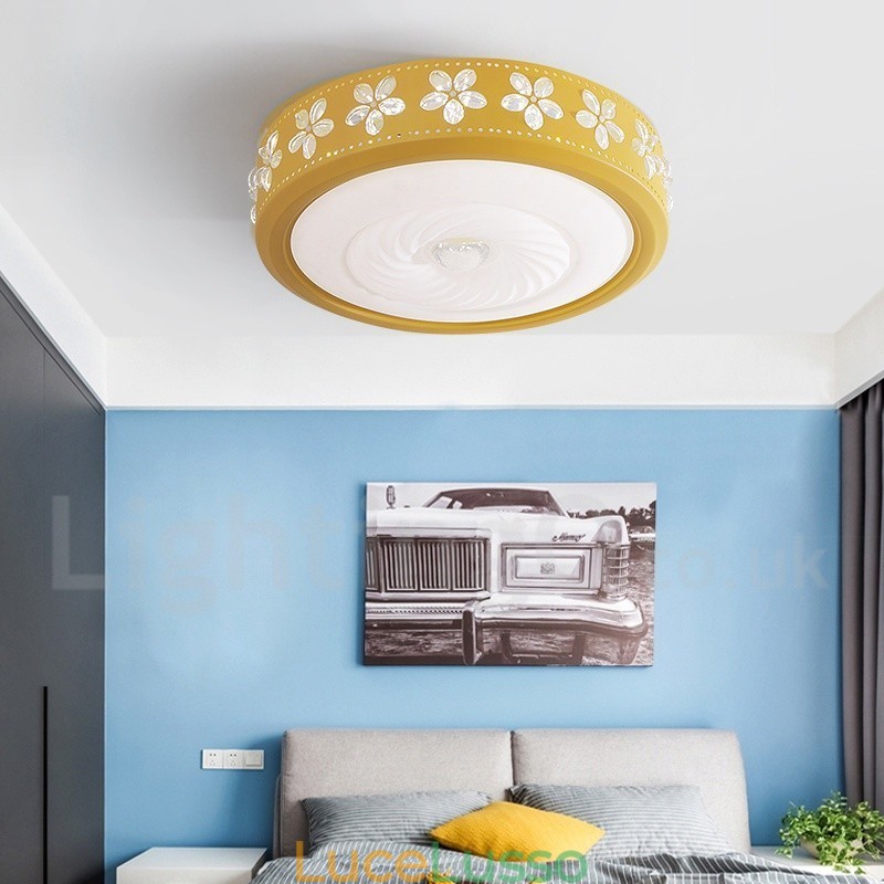 Lampada da soffitto moderna e contemporanea in acciaio