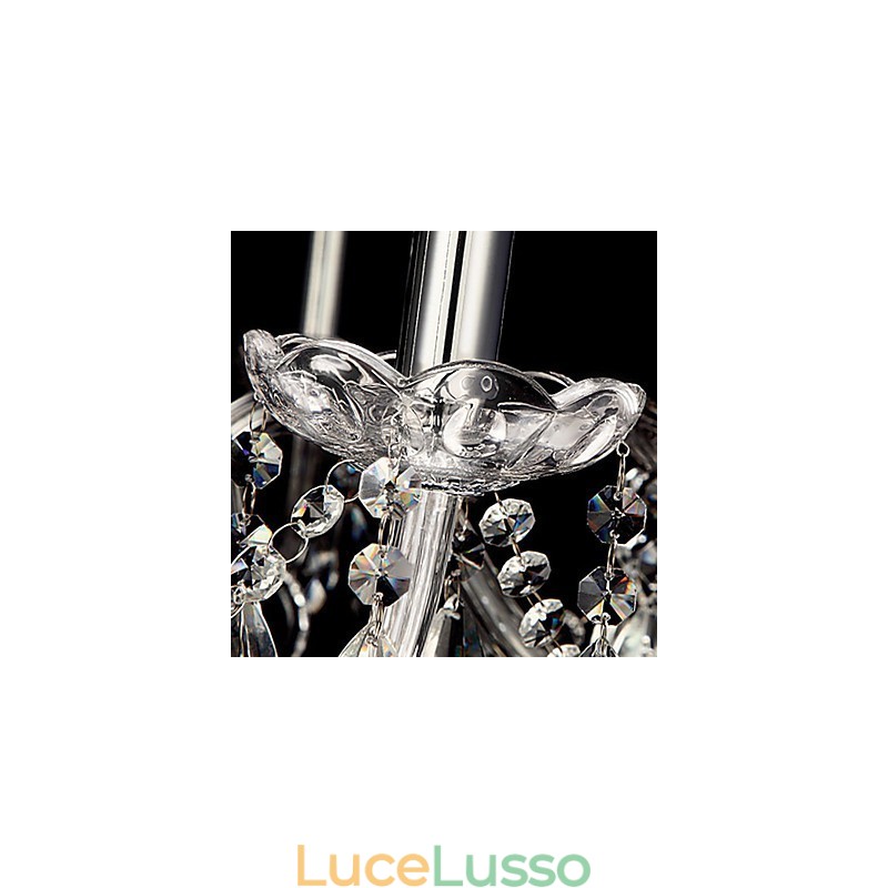 Lampadario di lusso a 6 luci in primo piano
