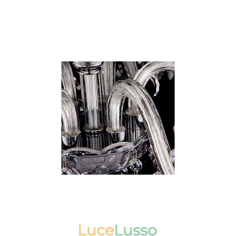 Lampadario di lusso a 6 luci in primo piano