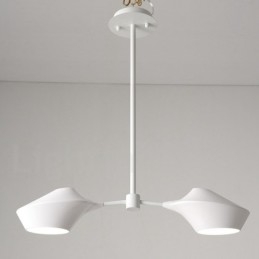 Lampadario moderno contemporaneo a tubi con paralumi in acrilico bianco e nero