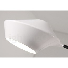 Lampadario moderno contemporaneo a tubi con paralumi in acrilico bianco e nero