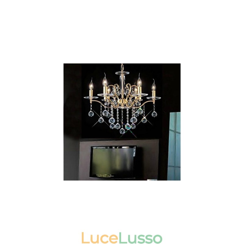 Lampadario tradizionale classico in cristallo e metallo dorato