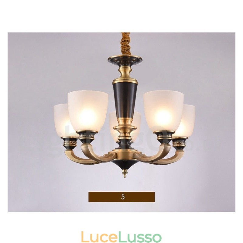 Lampadario a candela in ottone puro, rustico, retrò, vintage, con paralumi in vetro