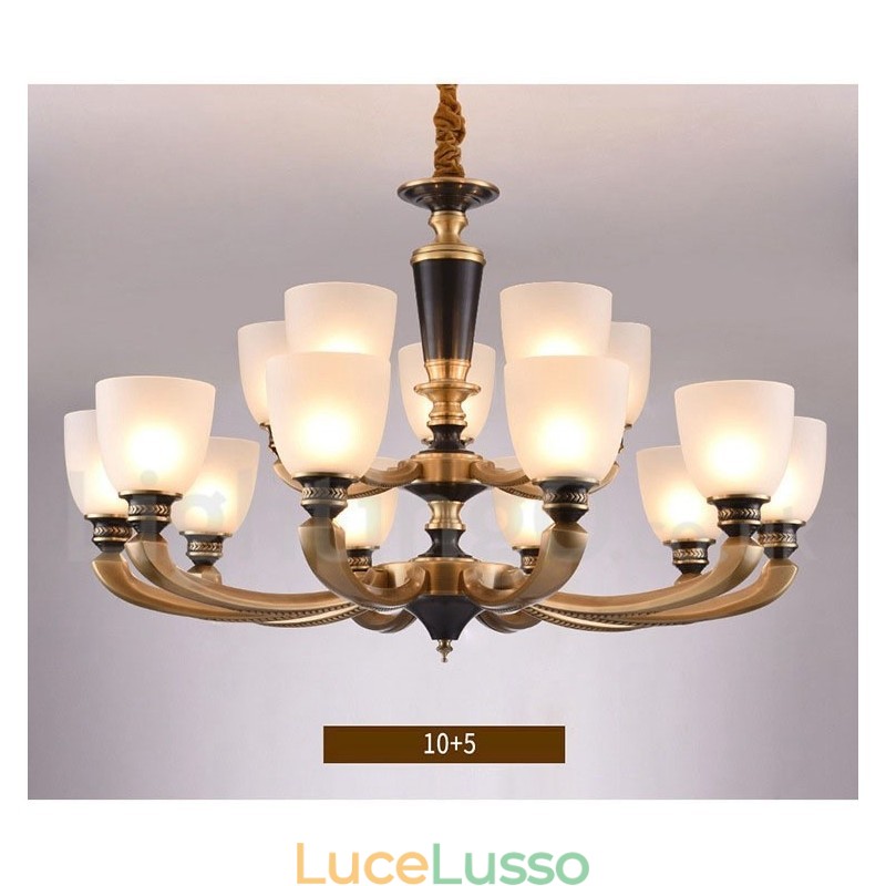 Lampadario a candela in ottone puro, rustico, retrò, vintage, con paralumi in vetro