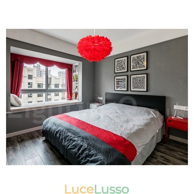 Lampadario a forma di piuma multicolore, moderno e contemporaneo