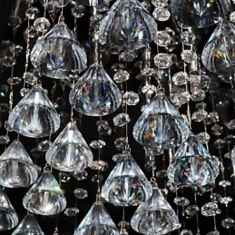 Lampadario tradizionale classico in metallo cromato di cristallo