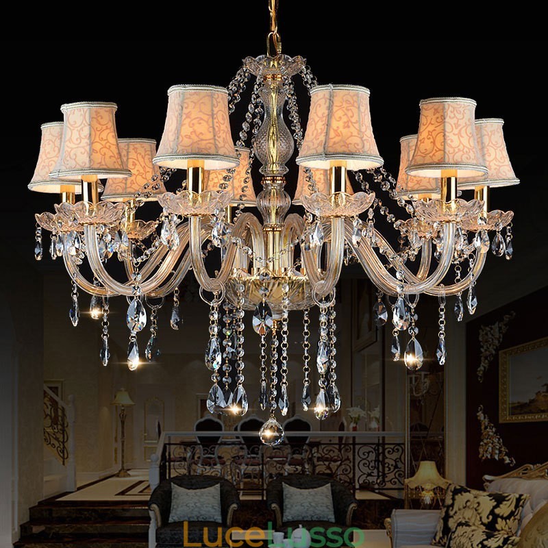 Lampadario di cristallo K9 grande con paralumi color oro