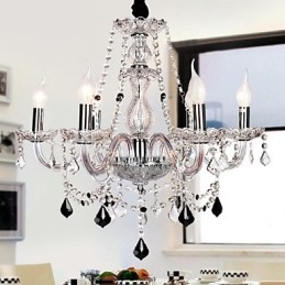 Lampadario di lusso a 6 luci in primo piano