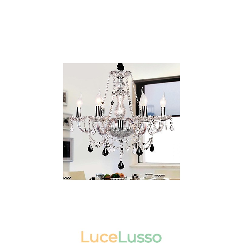 Lampadario di lusso a 6 luci in primo piano