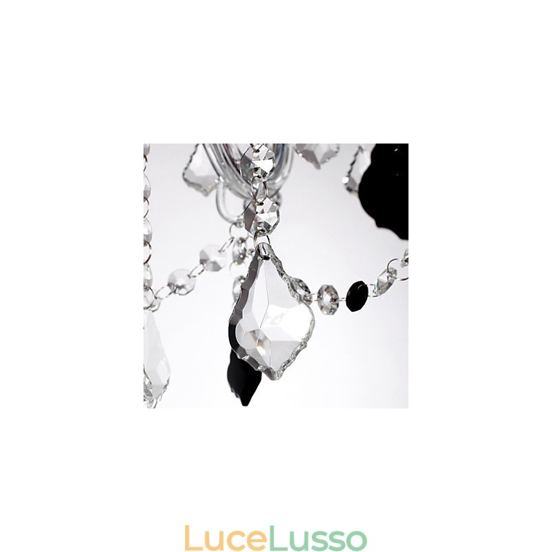 Lampadario di lusso a 6 luci in primo piano