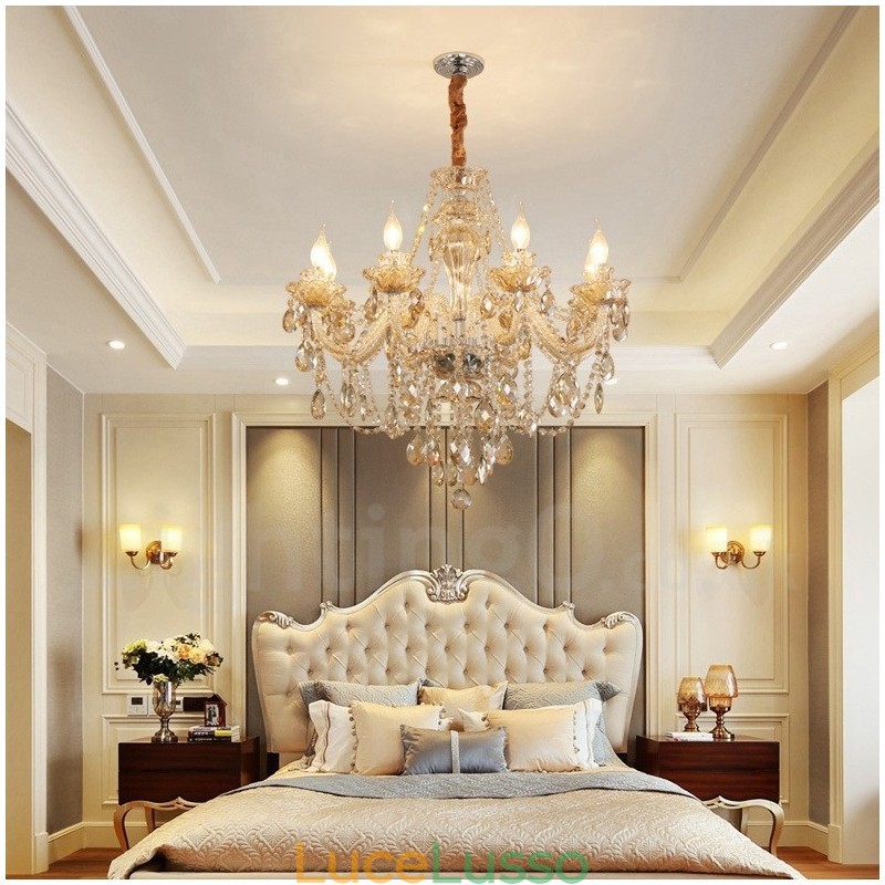 Lampadario elegante in cristallo color cognac con 8 luci