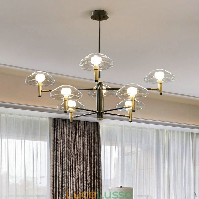 Lampadario a 8 luci con finitura verniciata elettrolitica e paralumi in vetro