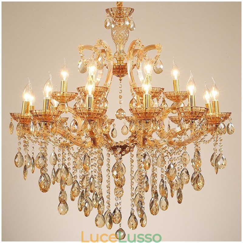 Lampadario con 18 candele di cristallo color ambra chiaro (12+6)