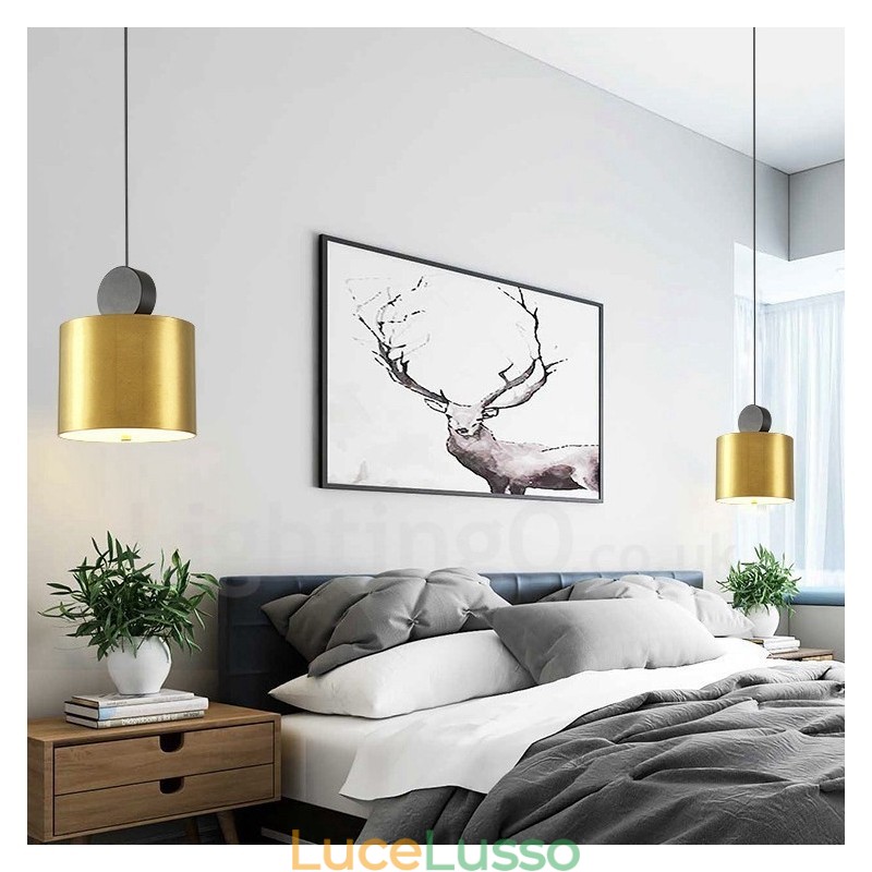 4 stili di lampada a sospensione postmoderna in oro e nero