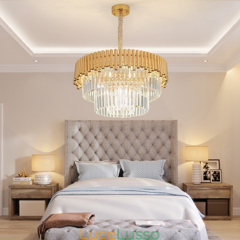 Lampadario a sospensione in cristallo rotondo K9 di lusso postmoderno dorato, sala espositiva