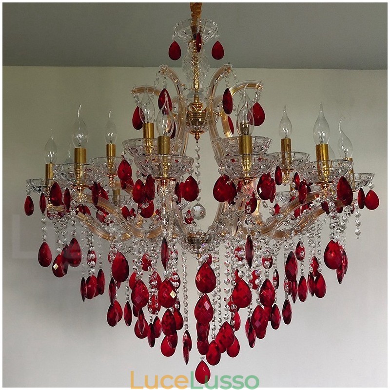 Lampadario in oro con 18 (12+6) candele di cristallo rosso di lusso