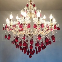 Lampadario in oro con 18 (12+6) candele di cristallo rosso di lusso