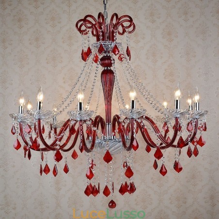 Lampadario a candela in cristallo rosso Lampadario a candela in cristallo rosso