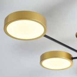 Lampadario moderno in metallo con soffitto nero oro