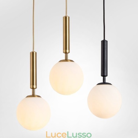 Lampada a sospensione moderna e contemporanea con paralume in vetro Lampada a sospensione moderna e contemporanea con paralume in vetro