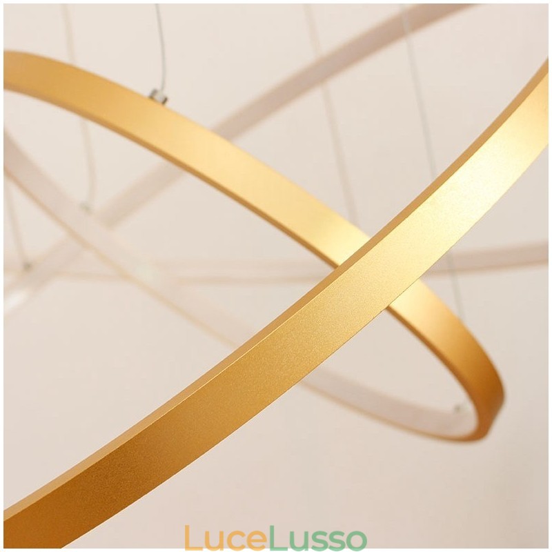 Lampada a sospensione dimmerabile con telecomando, design moderno in oro, tre anelli