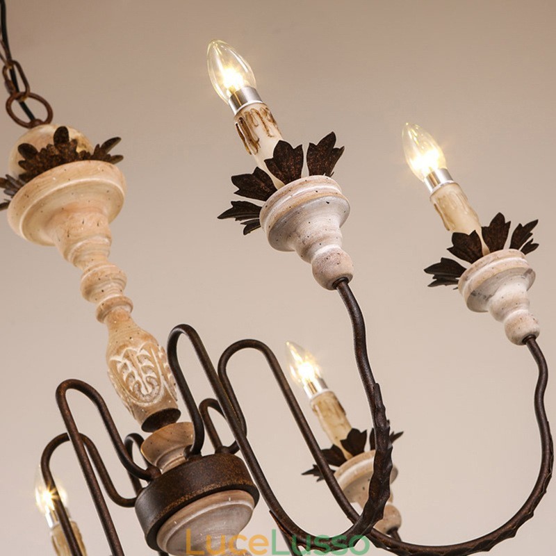 Lampadario vintage in legno a 6 luci