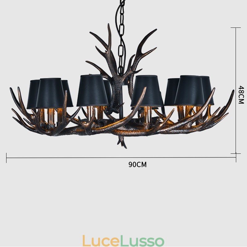 Lampadario antico retrò con paralumi in corna di cervo