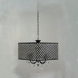 Lampadario in metallo dipinto in cristallo classico tradizionale