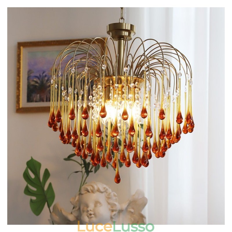 Lampadario in vetro a forma di goccia d'acqua