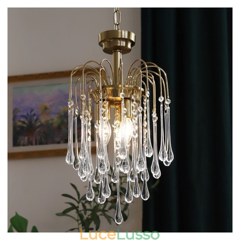 Lampadario in vetro a forma di goccia d'acqua