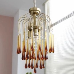 Lampadario in vetro a forma di goccia d'acqua