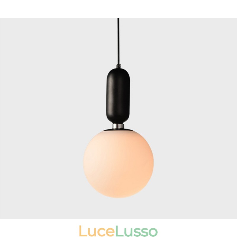 Lampada a sospensione moderna e contemporanea con paralume in vetro