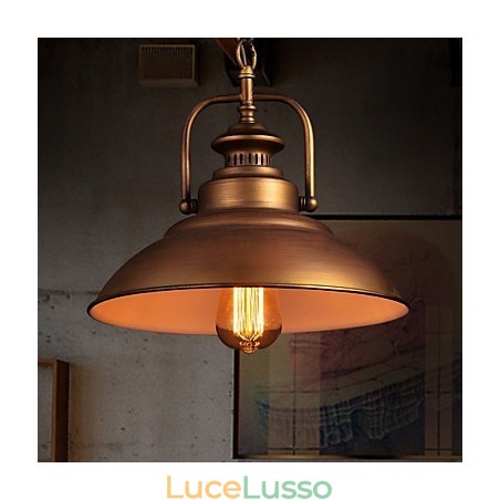 Lampada a sospensione retrò con paralume in metallo in stile vecchia fabbrica Lampada a sospensione retrò con paralume in metallo in stile vecchia fabbrica