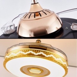 Ventilatore da soffitto elettrico moderno con luce inverter