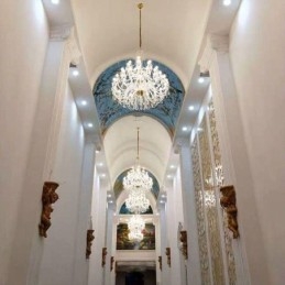 Lampadario di cristallo europeo con 32 luci, lampada da soffitto decorativa di lusso